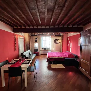 suite-via-fillungo.it-tuscanyhotel.com/